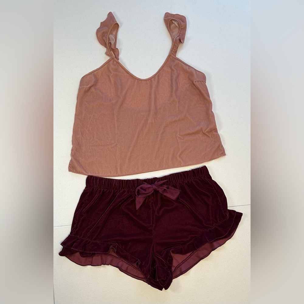 Victoria's Secret Crushed Velvet Pajama‎ Set  Pink/Burgundy Cami Ruffle Shorts M